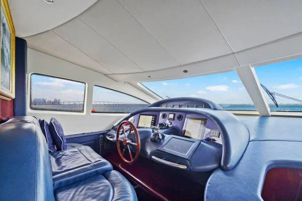85ft Azimut Del Mar modern design